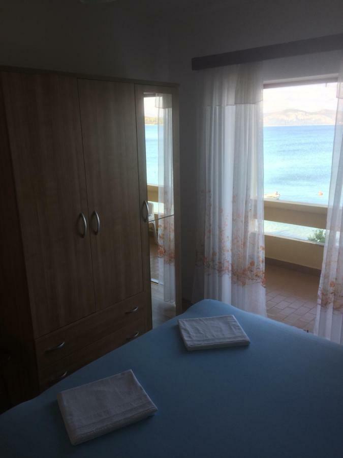 Vlatko Apartment *